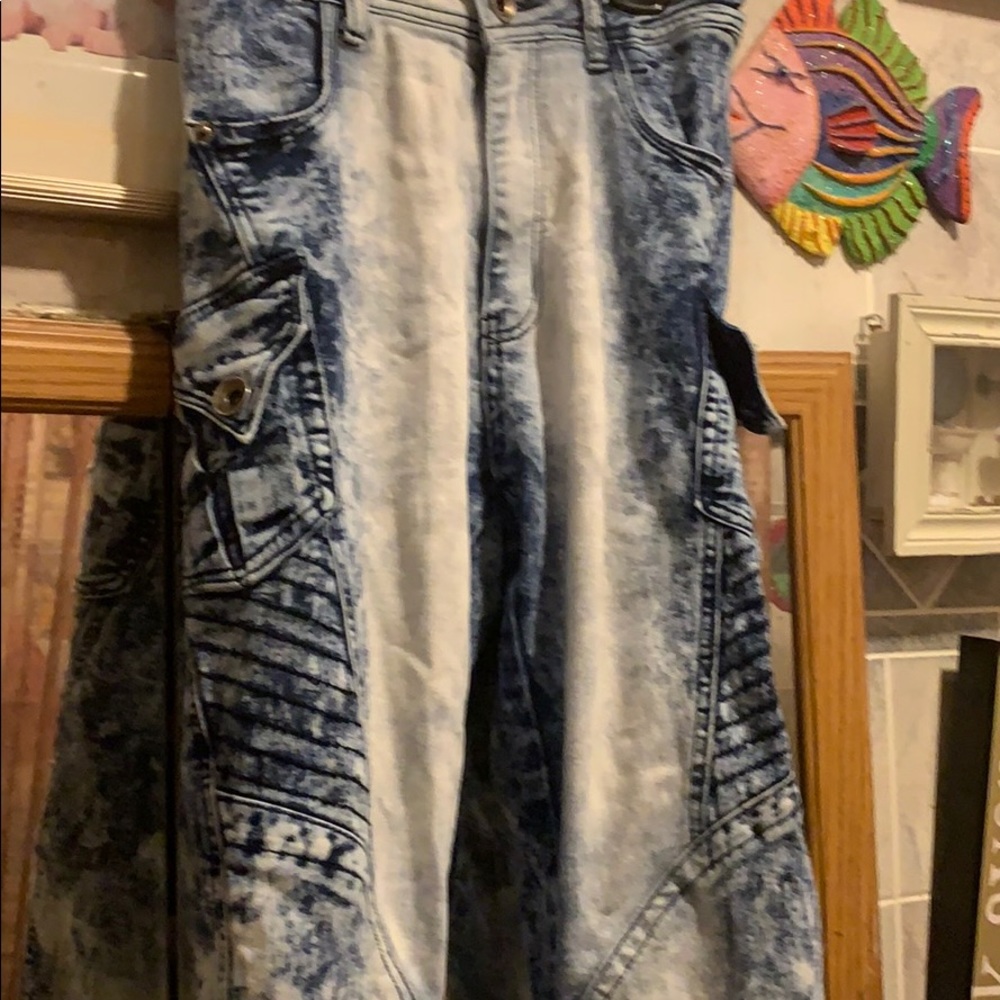 Red fox jeans - Picture 2 of 12
